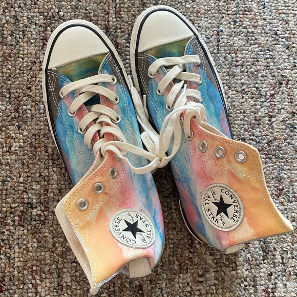 Host Pick! Chuck Taylor All Star Solar Orange HI Top fashion sneaker 551630C - Picture 2 of 4